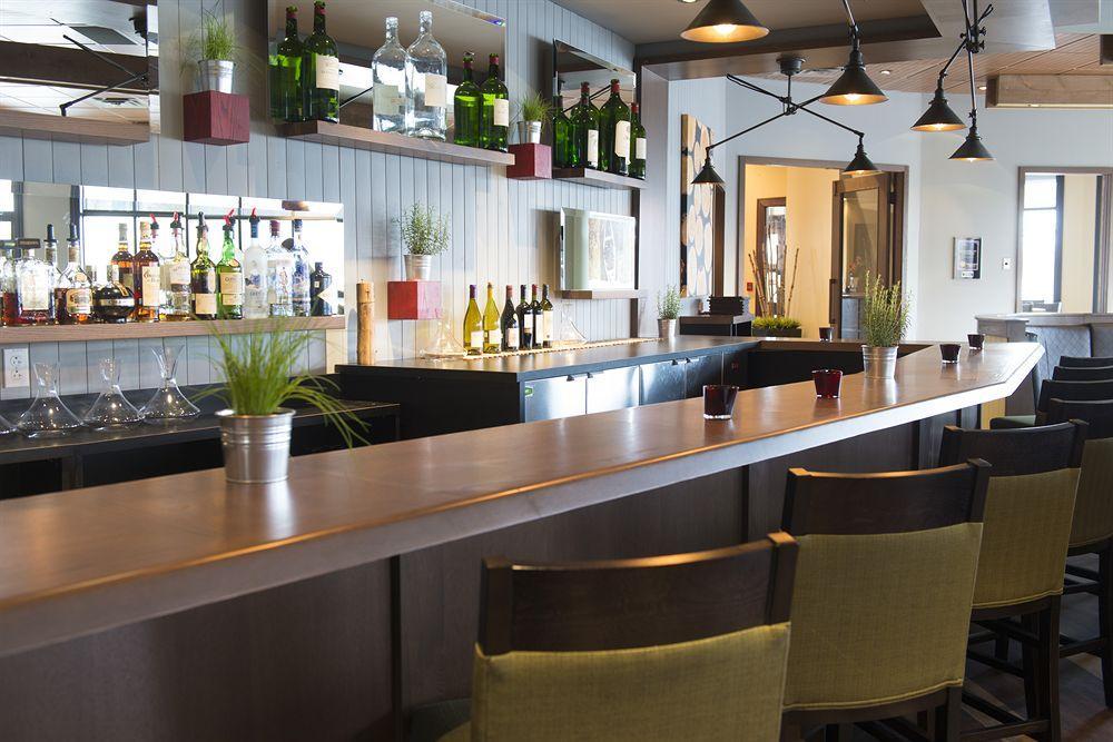 Hotel Rive Gauche Beloeil Экстерьер фото