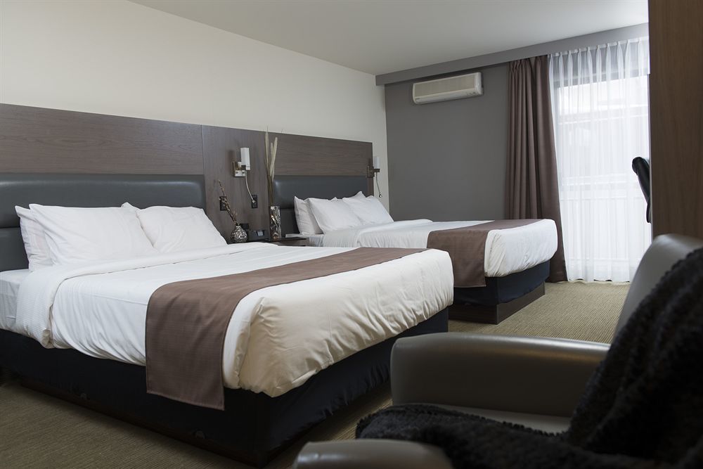 Hotel Rive Gauche Beloeil Экстерьер фото