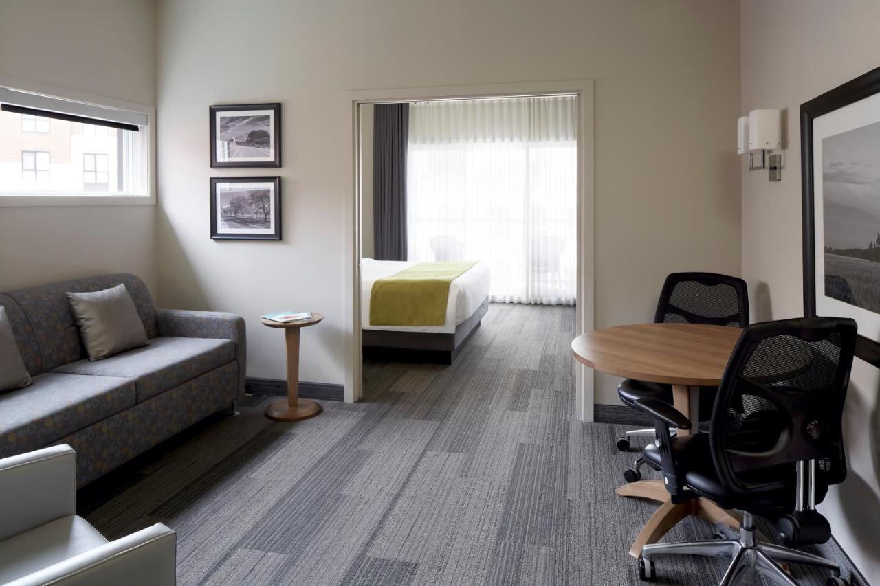 Hotel Rive Gauche Beloeil Экстерьер фото