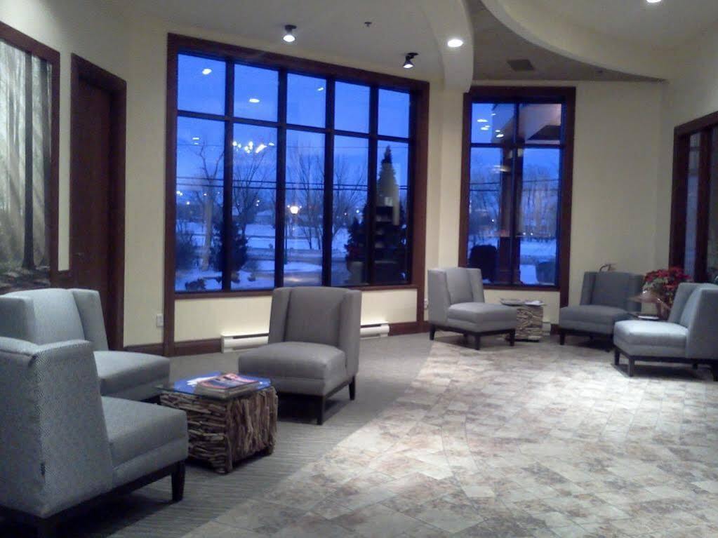 Hotel Rive Gauche Beloeil Экстерьер фото